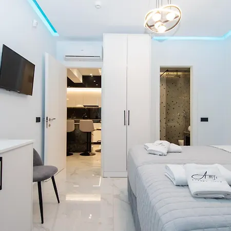 Amfi Luxury 4br With Private Pool By Mana Gers