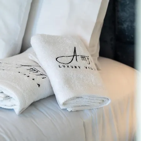 Amfi Luxury 4br With Private Pool By Mana Gers Vila
