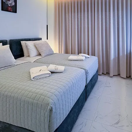 Amfi Luxury 4br With Private Pool By Mana Gers Vila