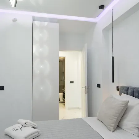 Amfi Luxury 4br With Private Pool By Mana Gers Villa