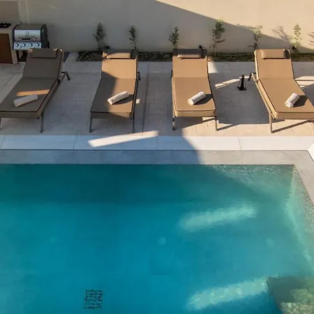 빌라 Amfi Luxury 4br With Private Pool By Mana Gers