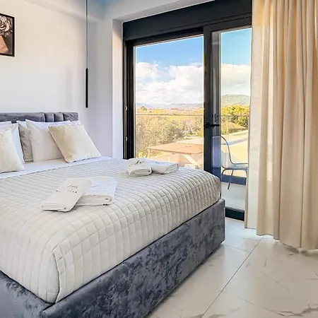 Amfi Luxury 4br With Private Pool By Mana Gers * Sarakinádhon