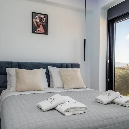 Villa Amfi Luxury 4br With Private Pool By Mana Gers