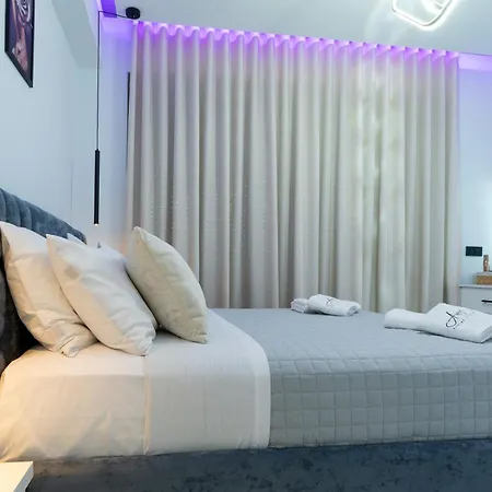 Amfi Luxury 4br With Private Pool By Mana Gers Vila *