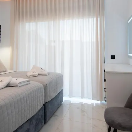 Amfi Luxury 4br With Private Pool By Mana Gers 빌라